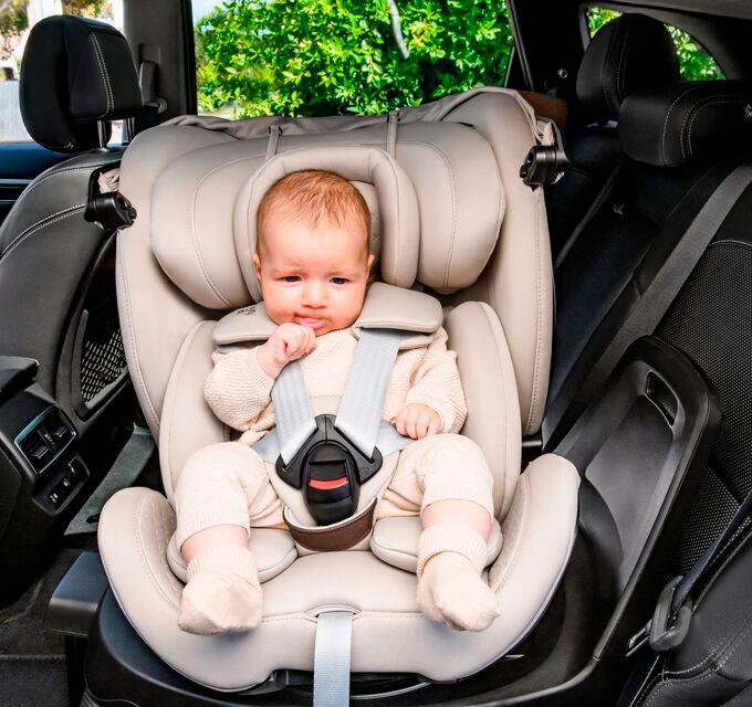 silla britax romer swivel grow max air